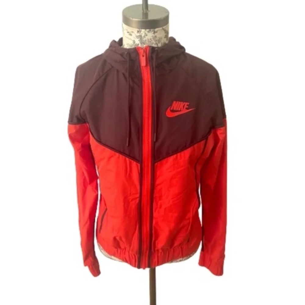 NIKE Retro Hooded Wind Breaker Red and Purple Size Extra Small